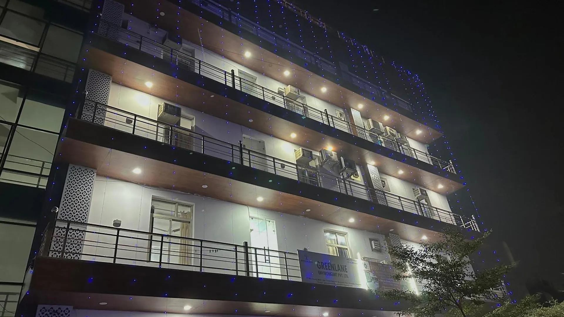 Konukevi Luxury Room At 10K Near Hero Honda Chowk Gurgaon
